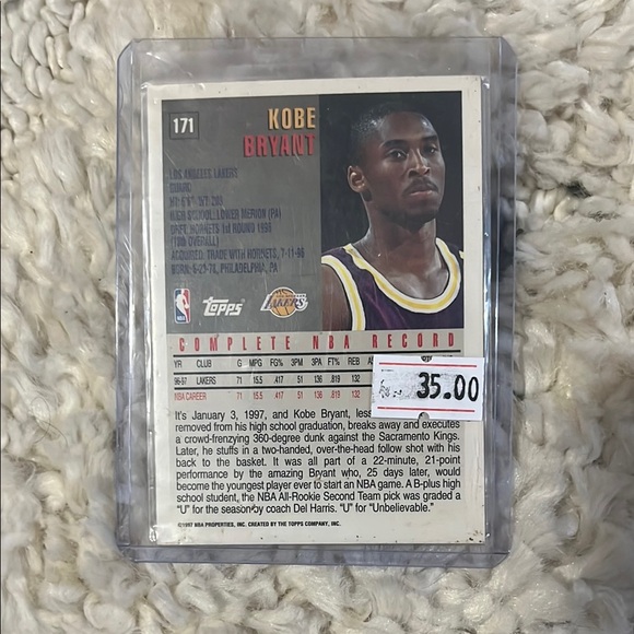 Kobe Bryant 1997 tops! - Picture 2 of 2